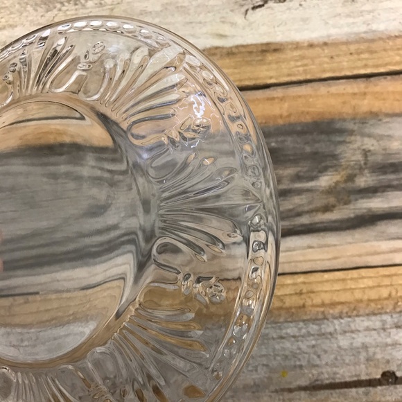 Crystal plate-4 available - Picture 2 of 2